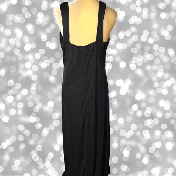 Nwot! Taboo beautiful long black gown! Beautiful rhinestone center design! - Picture 7 of 9